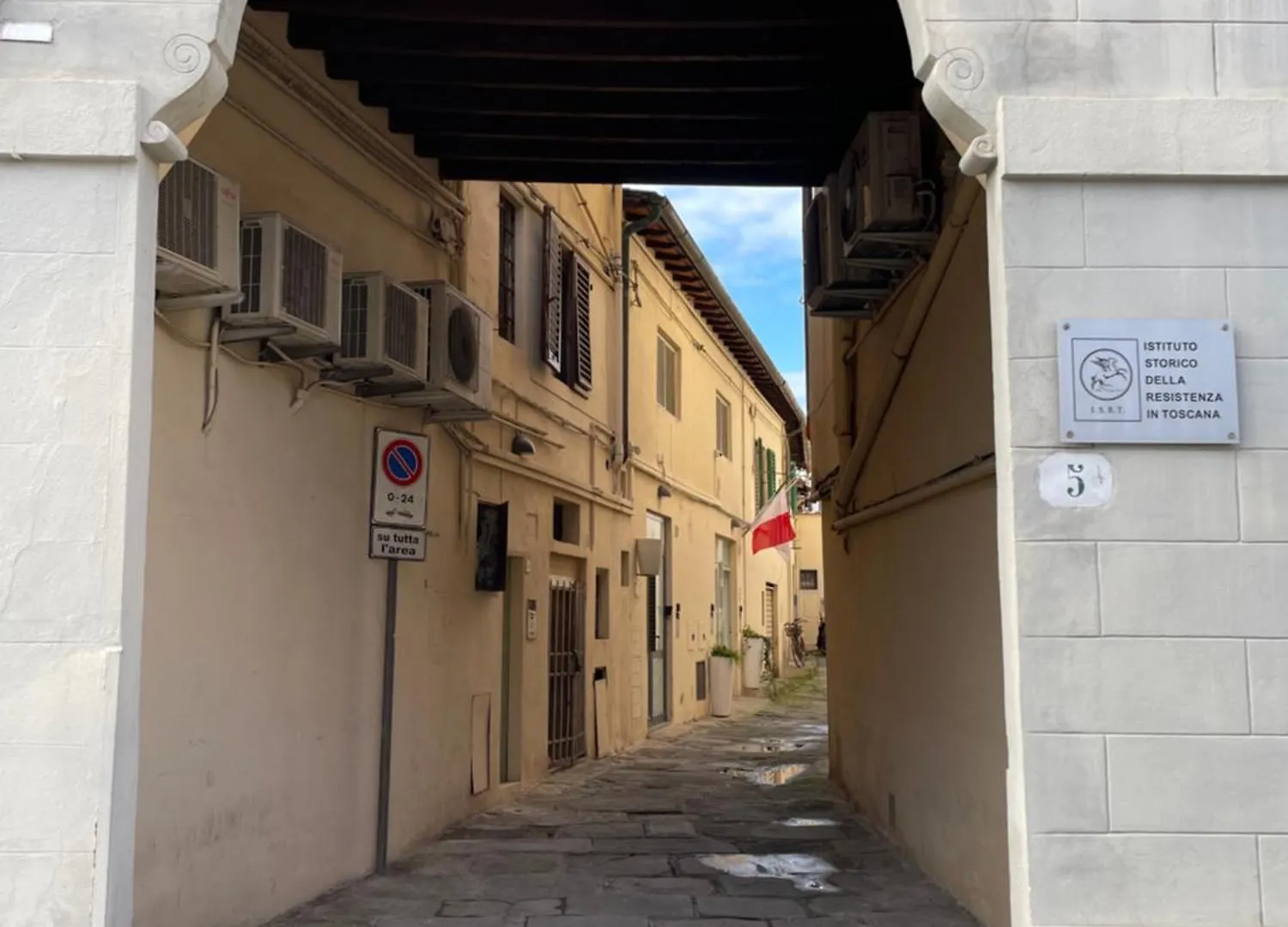 Guesthouse Da Giosue Florence 2*,  Italy